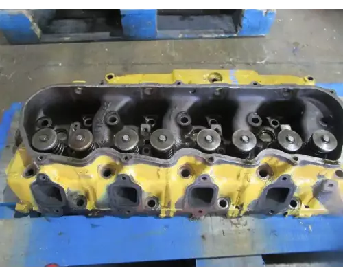 Caterpillar 3208 Cylinder Head