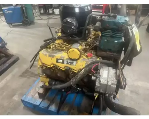 Engine Assembly Caterpillar 3208 Holst Truck Parts
