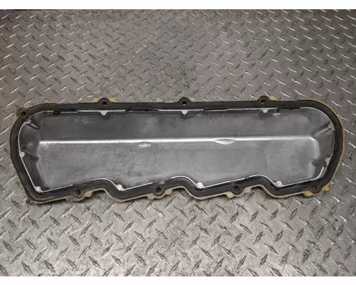 Caterpillar 3208 Valve Cover