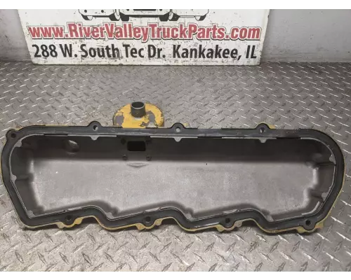 Caterpillar 3208 Valve Cover