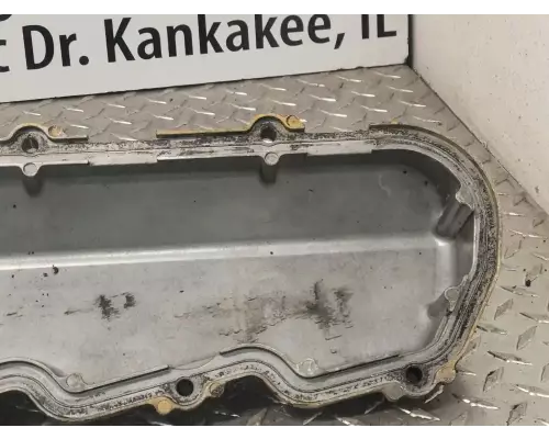 Caterpillar 3208 Valve Cover