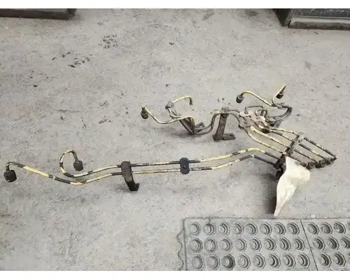 Fuel Injector Caterpillar 3306 Casey's Truck Salvage World