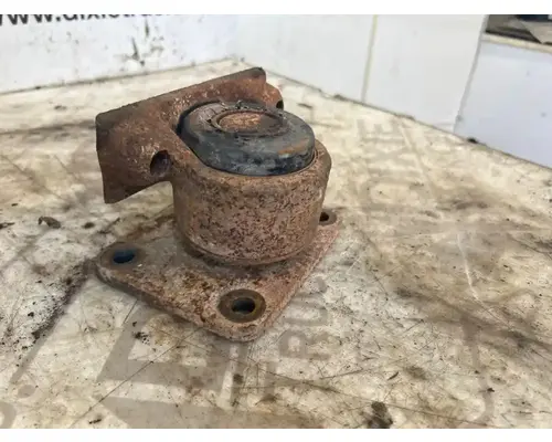 Caterpillar 3406B Engine Mounts