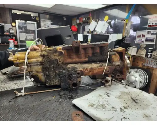 Caterpillar 3406B Fuel Pump (Tank)