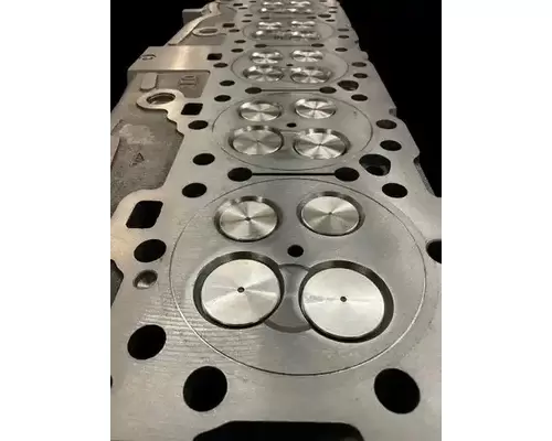 Caterpillar 3406E Cylinder Head