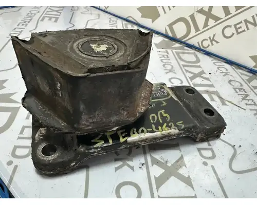 Caterpillar 3406E Engine Mounts