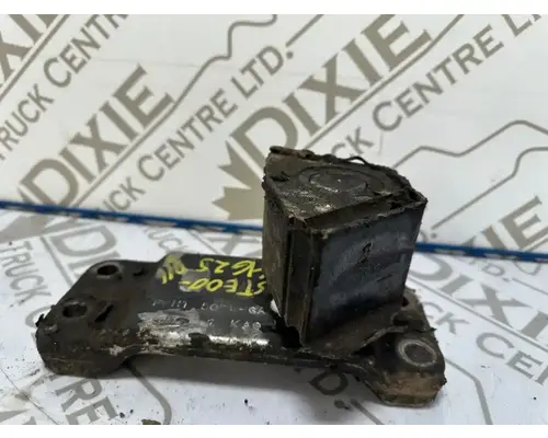 Caterpillar 3406E Engine Mounts