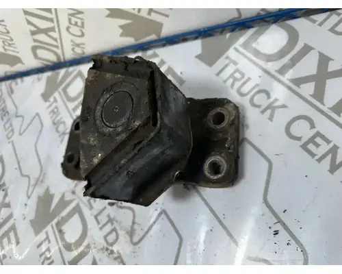 Caterpillar 3406E Engine Mounts