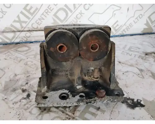 Caterpillar 3406E Engine Mounts