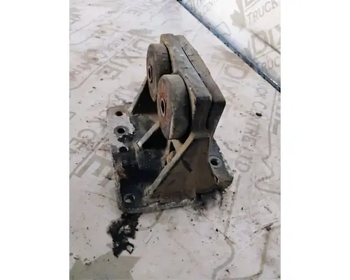 Caterpillar 3406E Engine Mounts