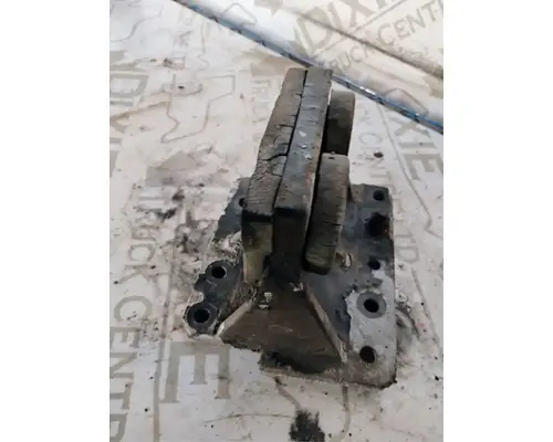 Caterpillar 3406E Engine Mounts