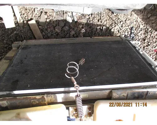 Caterpillar 3406E Radiator