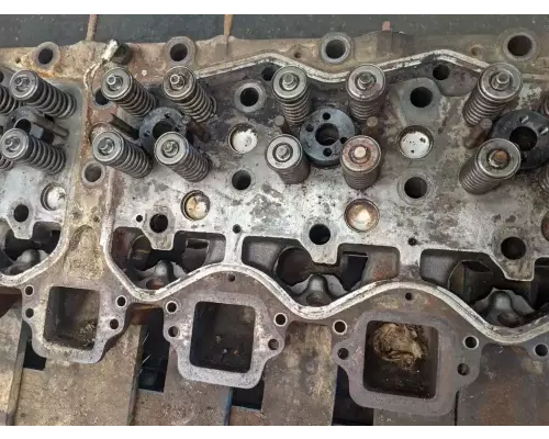 Caterpillar 3406 Cylinder Head