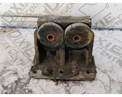 Caterpillar 3406 Engine Mounts