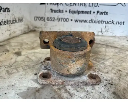 Engine Mounts Caterpillar 3406B Dixie Truck Centre