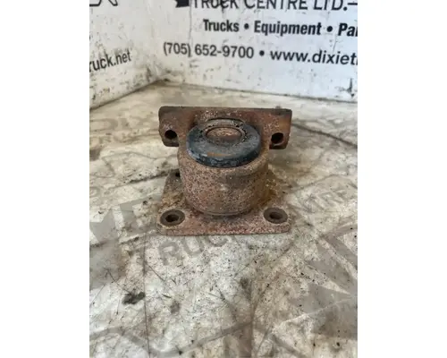 Engine Mounts Caterpillar 3406B Dixie Truck Centre