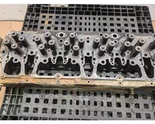 Caterpillar C10 Cylinder Head