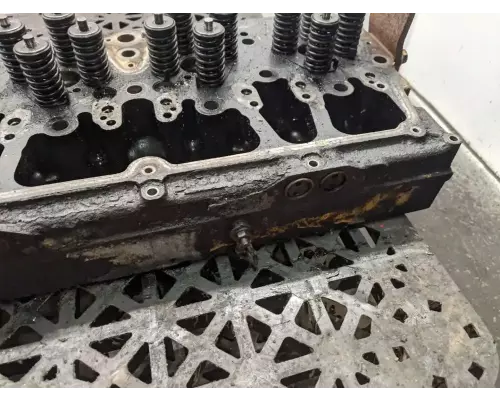 Caterpillar C10 Cylinder Head