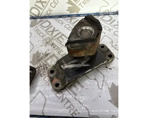 Engine Mounts Caterpillar C12 Dixie Truck Centre