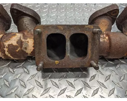 Caterpillar C12 Exhaust Manifold