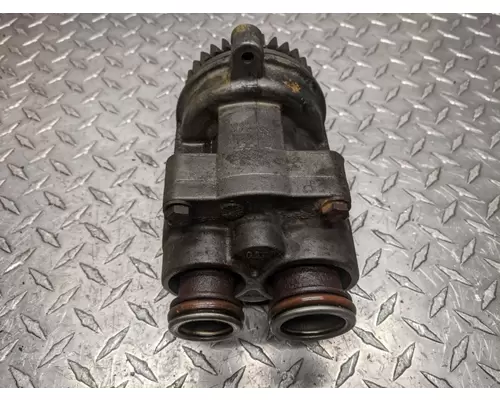 Caterpillar C12 Oil Pump