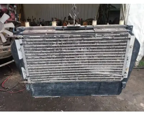 Radiator Caterpillar C12 Dixie Truck Centre