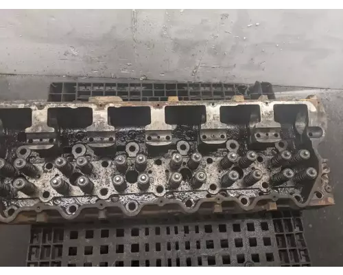 Caterpillar C13 Cylinder Head