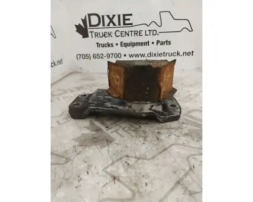 Caterpillar C15 Engine Mounts