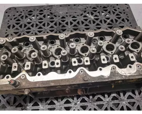 Caterpillar C7 Cylinder Head