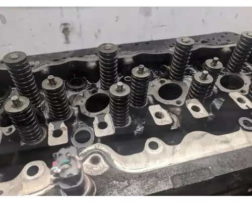 Caterpillar C7 Cylinder Head