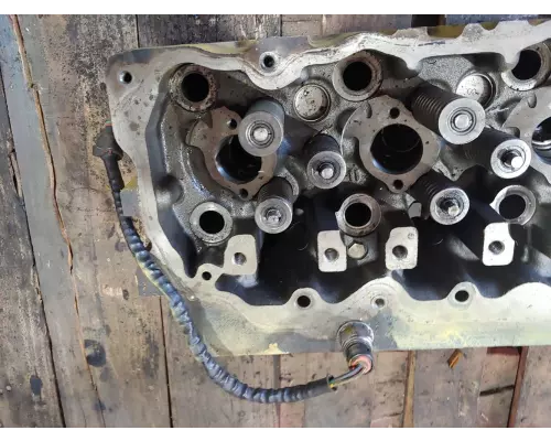 Caterpillar C7 Cylinder Head