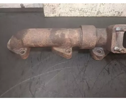 Caterpillar C7 Exhaust Manifold