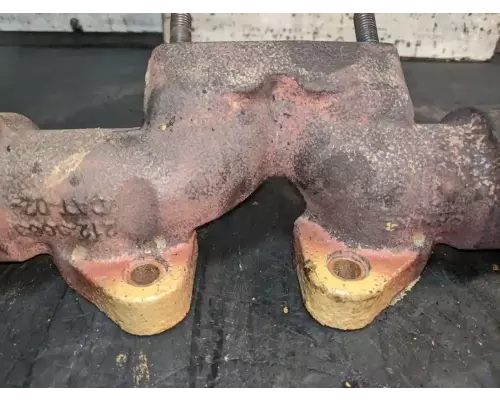 Caterpillar C7 Exhaust Manifold