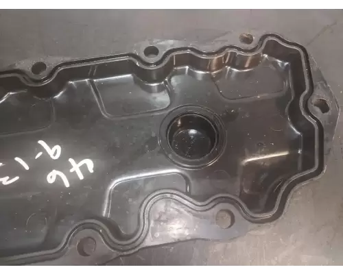 Caterpillar C7 Valve Cover