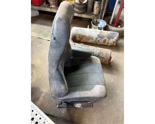 Caterpillar CT660S Seat, Front