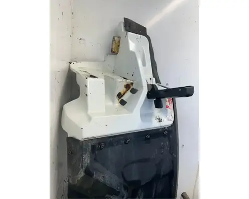 Caterpillar CT660 Fender Extension