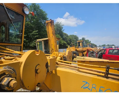 Champion D560HD Equip Hydraulic Cylinder