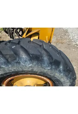 Champion D560HD Equip Tires