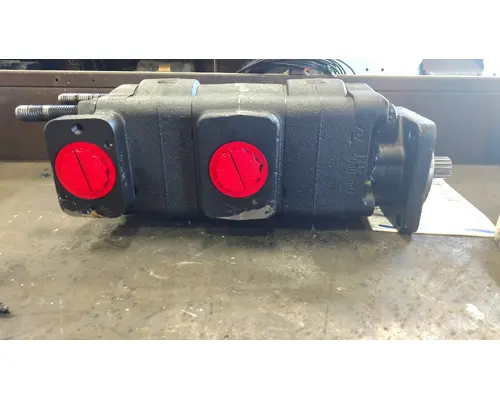 Chelsea 324-912-2040 Hydraulic Pump