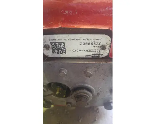 PTO CHELSEA F700 Crest Truck Parts