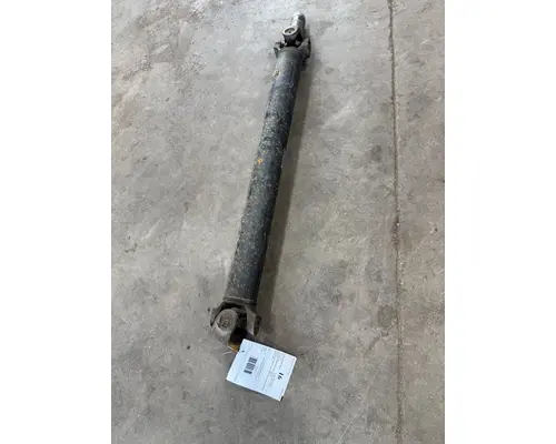 Drive Shaft, Front CHEVROLET 3500 / 4500 Volunteer Truck Parts