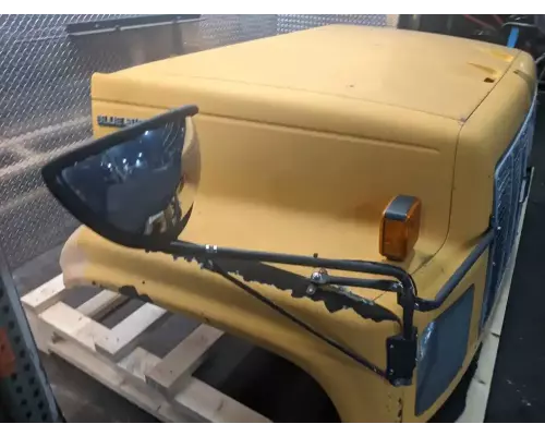 Chevrolet B7000 Hood