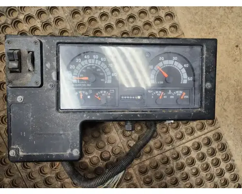 Instrument Cluster Chevrolet B7000 Casey's Truck Salvage World