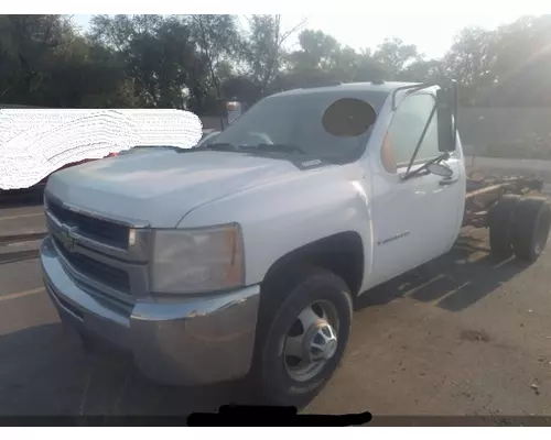 Complete Vehicle CHEVROLET C3500 American Truck Salvage