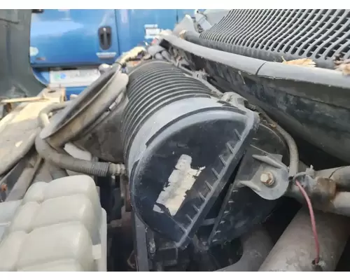 Chevrolet C4500 Air Cleaner