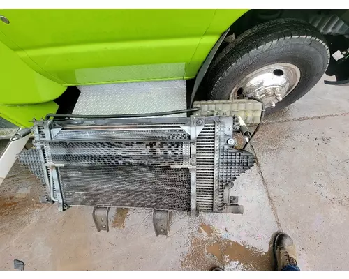 Air Conditioner Condenser CHEVROLET C4500 Crest Truck Parts