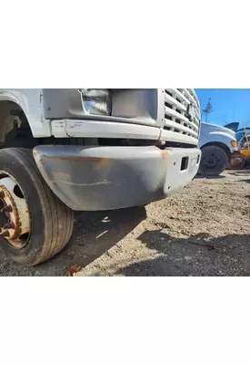 Chevrolet C4500 Bumper Assembly, Front
