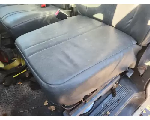 Chevrolet C4500 Seat, Front