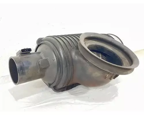 Chevrolet C5500 Air Cleaner