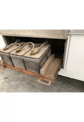 Chevrolet C5500 Battery Box